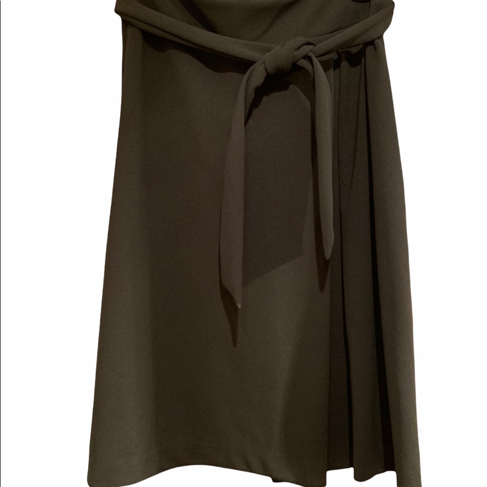 Black belted skirt